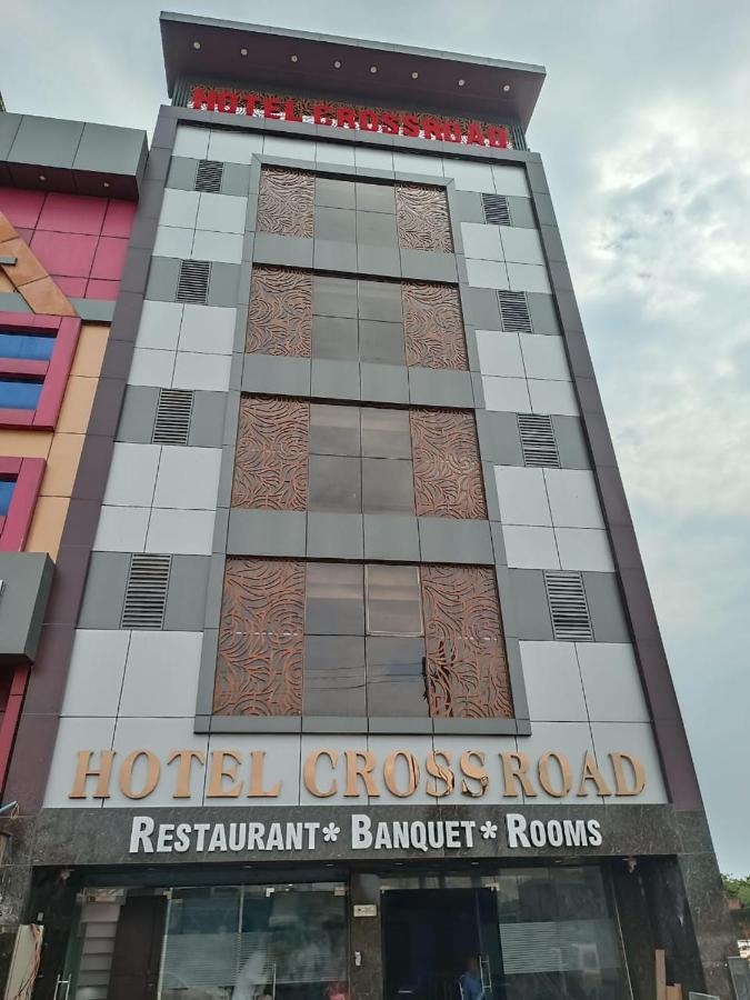 Hotel Cross Road By Wb Inn Unnāo Zewnętrze zdjęcie